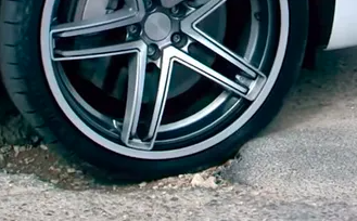 ¿Cuál Es La Mejor Llanta Para Los Baches?