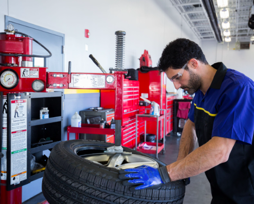  La elección del taller para la sustitución de neumáticos es crucial para garantizar la seguridad, el rendimiento y la durabilidad de los neumáticos y del vehículo en general