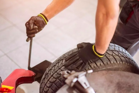 Los neumáticos pueden o no ser reparados según ciertos criterios